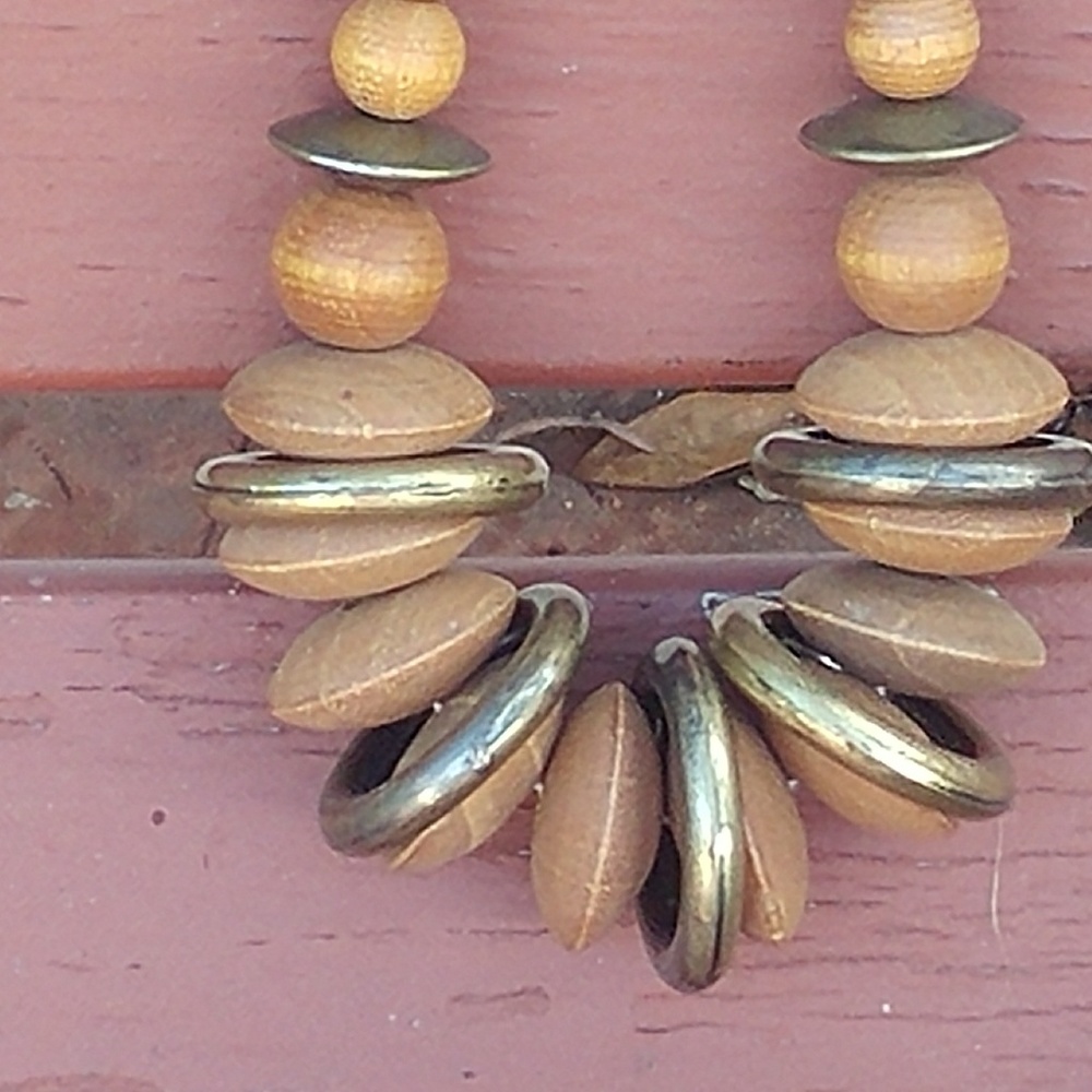 Boho style necklace wood and metal